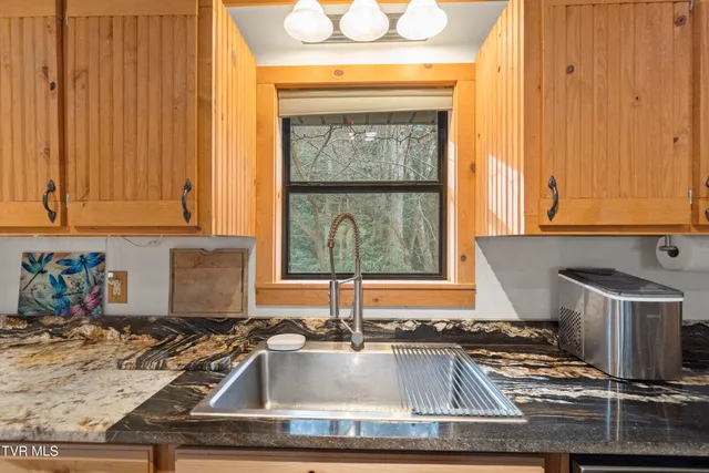 $375,000 | 13660 Asheville Highway, Greeneville, TN 37743