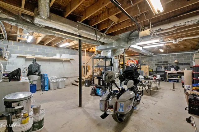 $375,000 | 13660 Asheville Highway, Greeneville, TN 37743