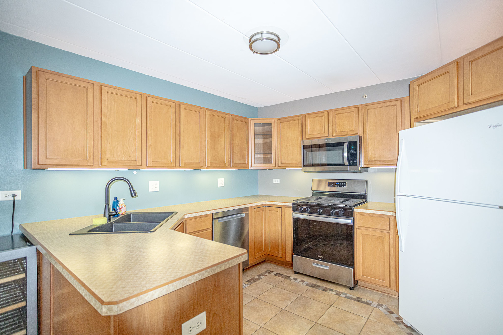 6830 Winding Trail, Unit 102 Oak Forest, IL 60452 - Photo 8 of 34