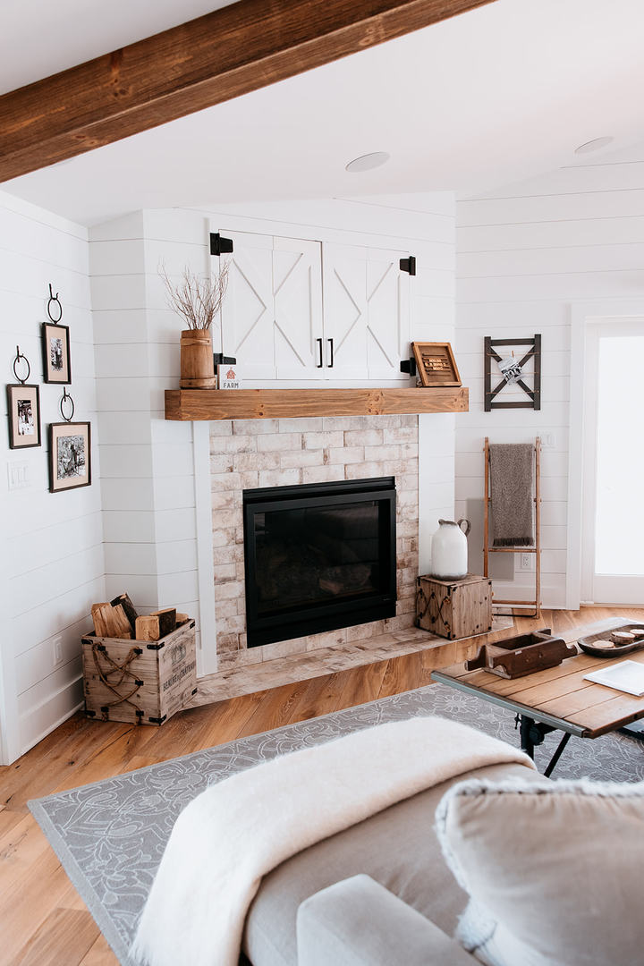281 North Snipehollow Road Elizabeth, IL 61028 - Photo 27 of 68 a living room with furniture and a fireplace