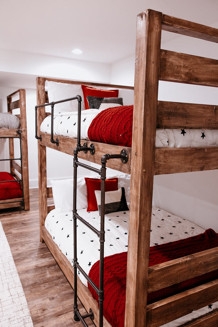 281 North Snipehollow Road Elizabeth, IL 61028 - Photo 48 of 68 a living room with furniture and wooden floor