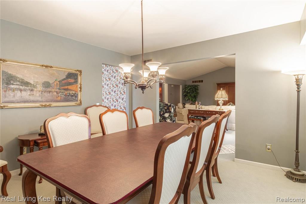 1329 Greenleaf Drive Rochester Hills, MI 48309 - Photo 11 of 49