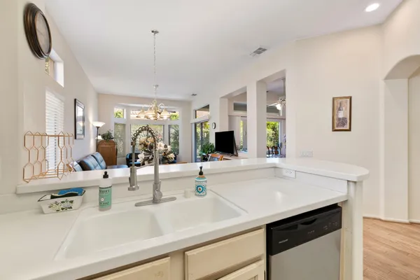 $3,500 | 37468 Westridge Avenue, Palm Desert, CA 92211