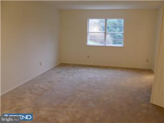 1733 Brandywine Road Allentown, PA 18104 - Photo 8 of 12 Gallery Image 8