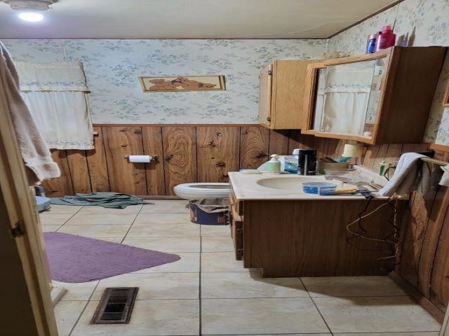 603 Menor Street Winfield, KS 67156 - Photo 8 of 13