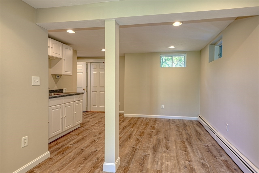 39 Wight Street Waltham, MA 02452 - Photo 23 of 33