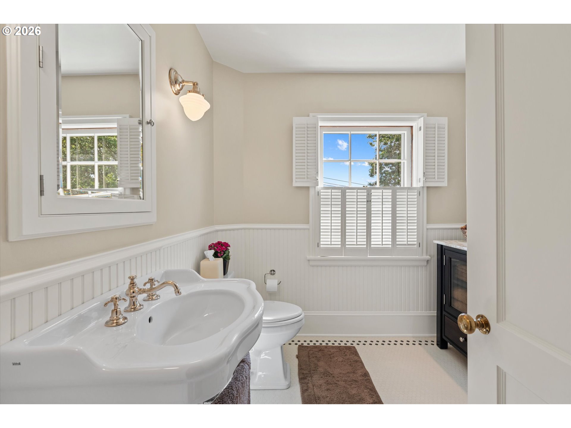 2836 Northwest Cumberland Road Portland, OR 97210 - Photo 39 of 48