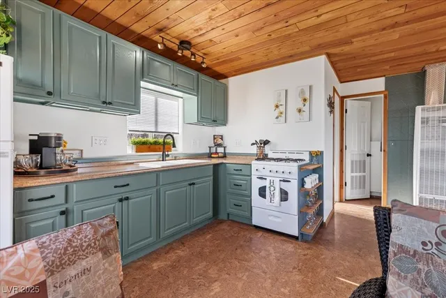 $419,000 | 4 Camp Bonanza Road, Cold Creek, NV 89124