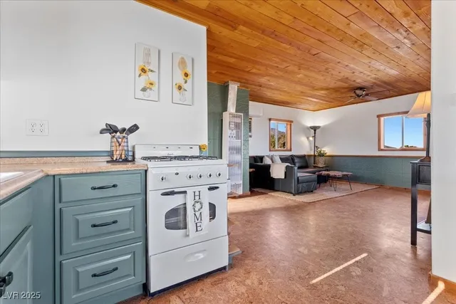 $419,000 | 4 Camp Bonanza Road, Cold Creek, NV 89124