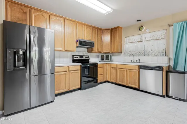 $779,900 | 1805 Hillary Court, Simi Valley, CA 93065