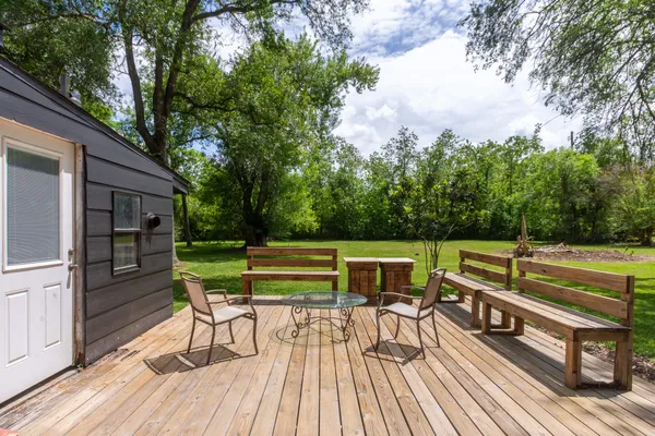 $585,000 | 6811 Cemetery Road, Manvel, TX 77578