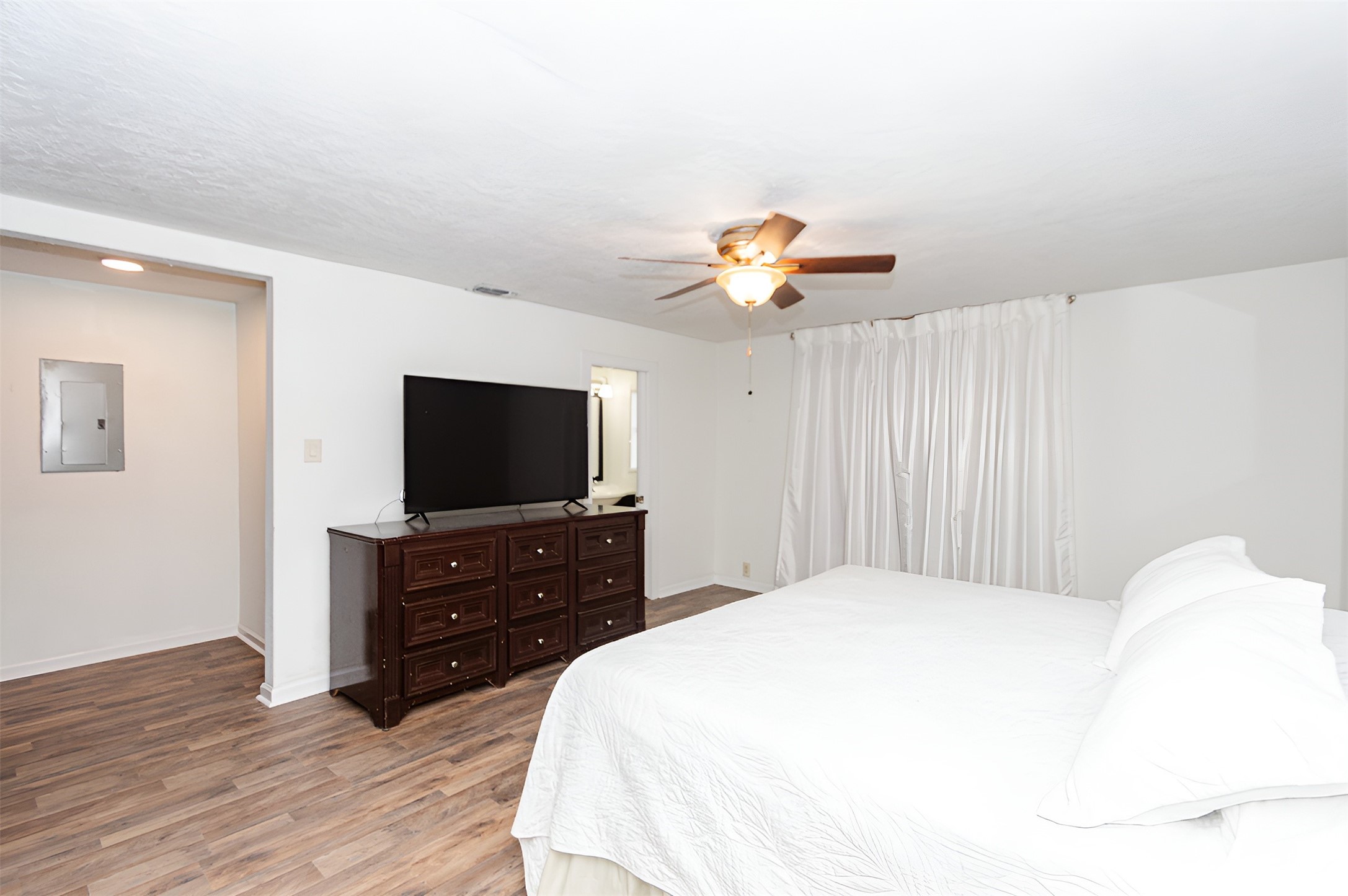 6811 Cemetery Road Manvel, TX 77578 - Photo 6 of 23