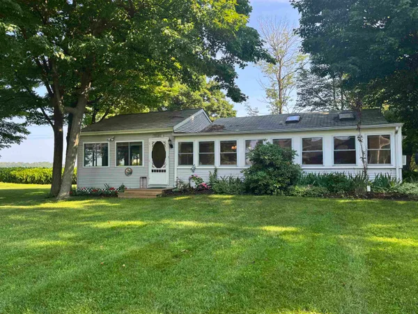 $375,000 | 1926 Colchester Point Road, Colchester, VT 05446