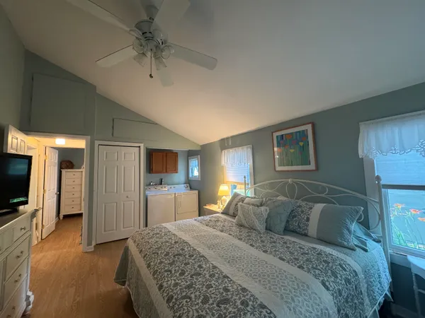 $375,000 | 1926 Colchester Point Road, Colchester, VT 05446