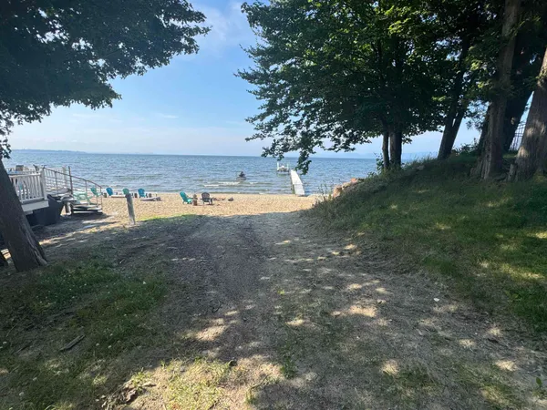 $375,000 | 1926 Colchester Point Road, Colchester, VT 05446