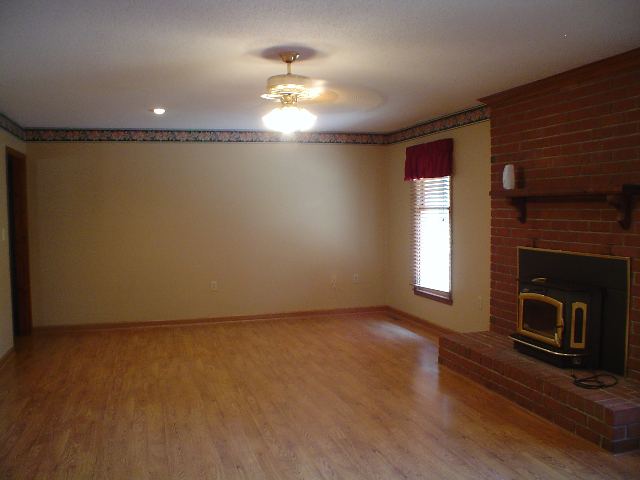 1202 Concord Road Anderson, SC 29621 - Photo 4 of 7