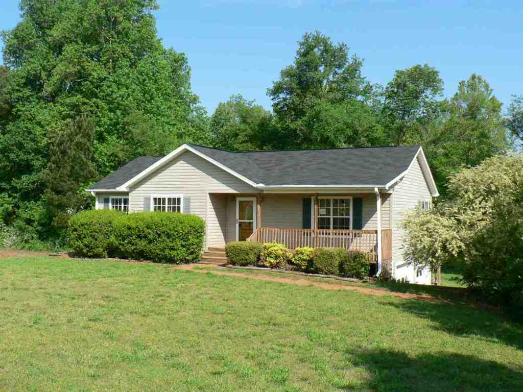 745 West Pine Grove Road Fair Play, SC 29643 - Photo 1 of 26 Gallery Image 1