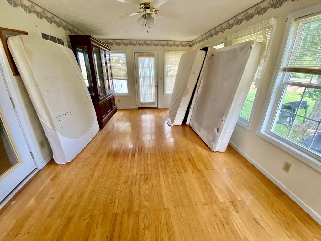 710 Chapel View Circle Pigeon Forge, TN 37863 - Photo 10 of 22