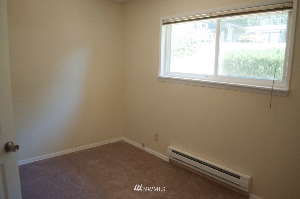 24124 7th Place West Bothell, WA 98021 - Photo 10 of 16