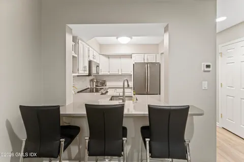 $475,000 | 351 Pemberwick Road, Unit 818, Greenwich, CT 06831
