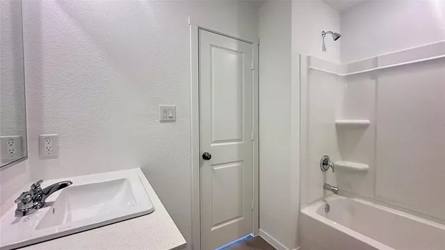 $2,099 | 1729 Crossbill Street, Forney, TX 75126