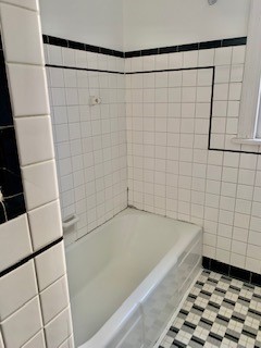 249 Lauderdale Road Nashville, TN 37205 - Photo 10 of 17 a bathroom with a bathtub and shower