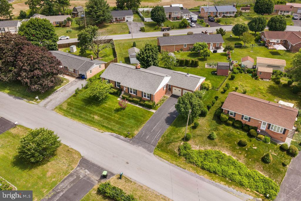 114 Williamson Road Winchester, VA 22602 - Photo 4 of 32