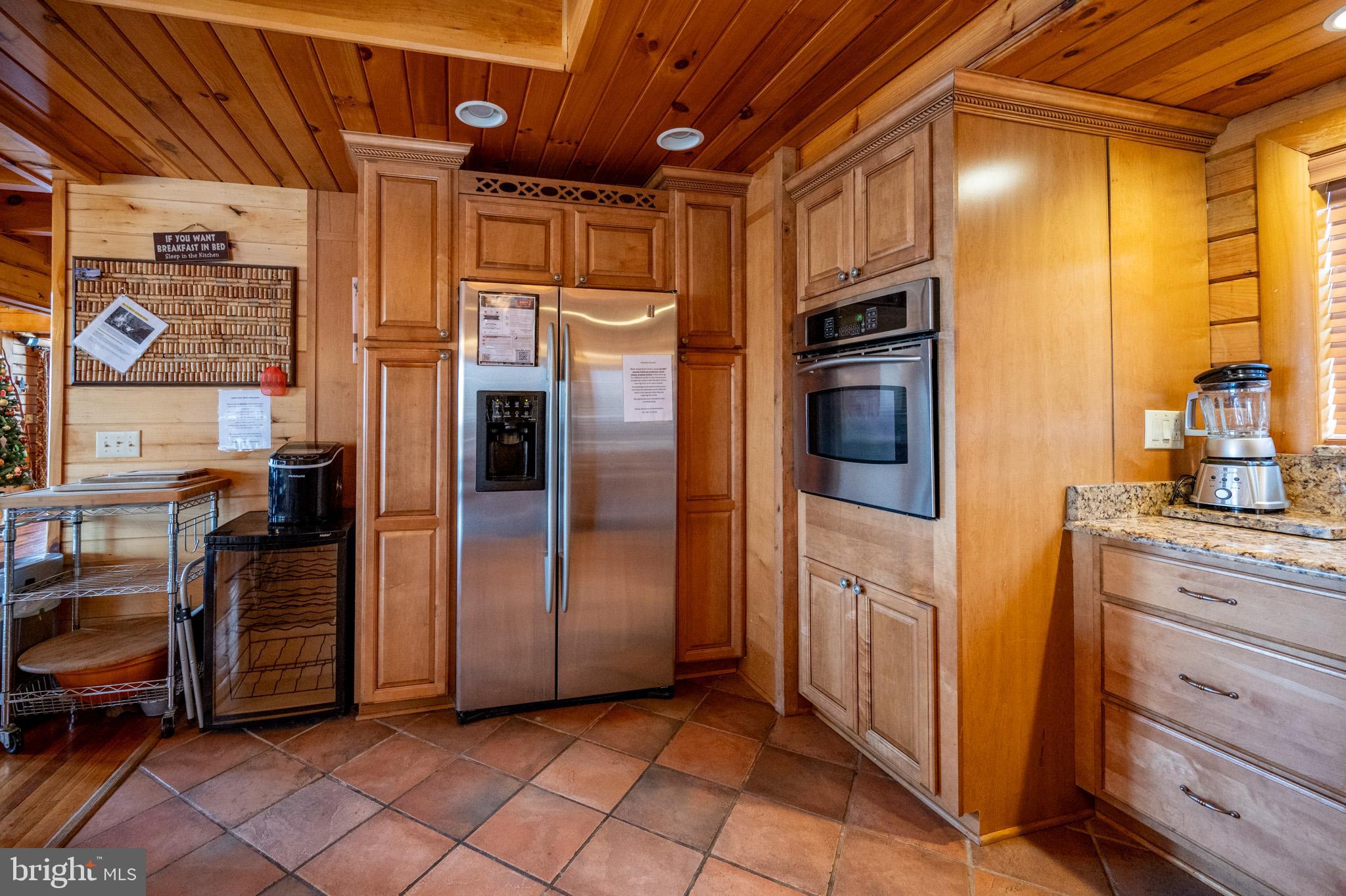 615 Sandy Shores Road Oakland, MD 21550 - Photo 20 of 103