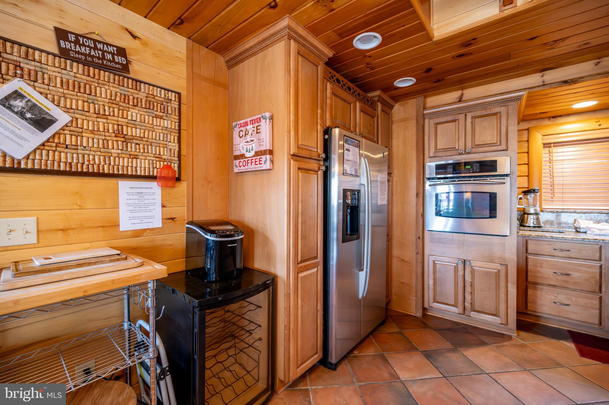 615 Sandy Shores Road Oakland, MD 21550 - Photo 21 of 101