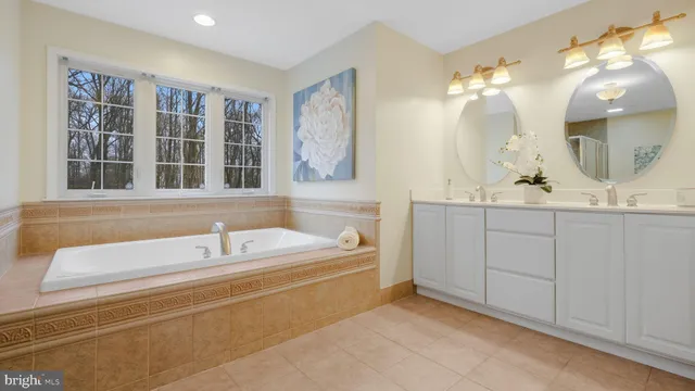 $2,250,000 | 94 Autumn Woods Lane, Glen Mills, PA 19342