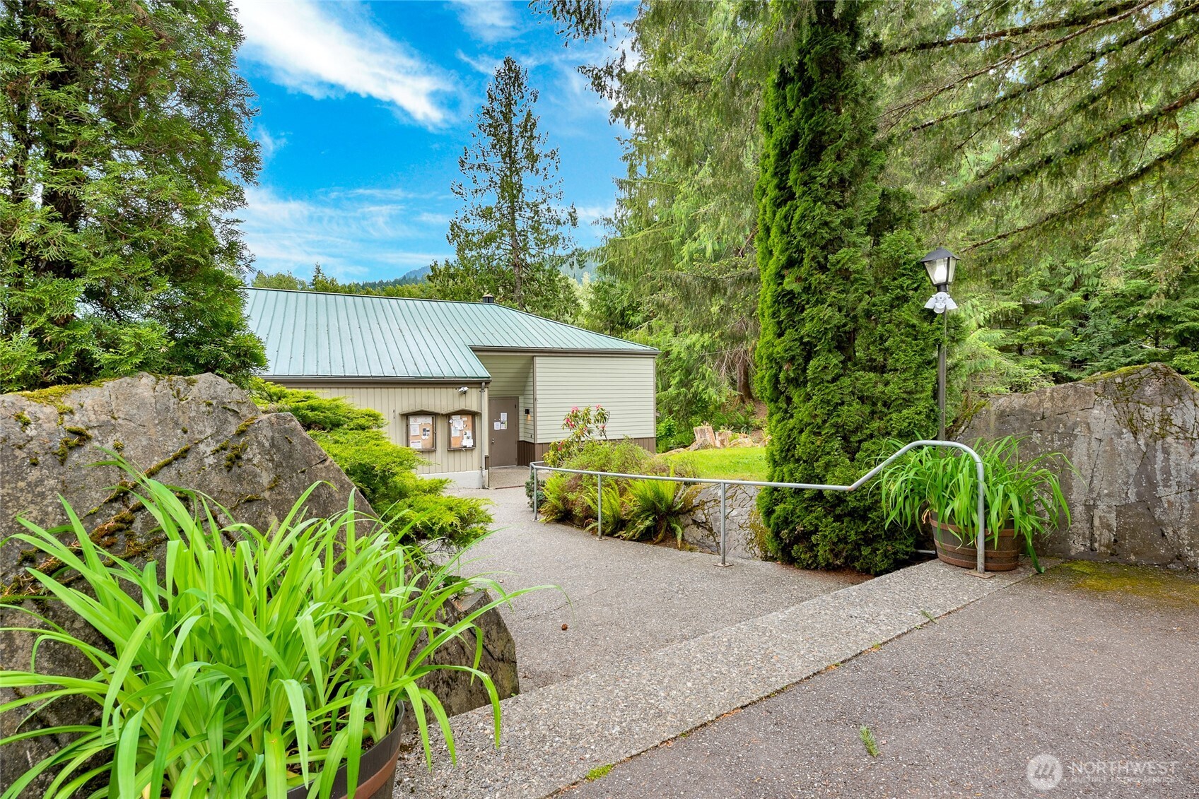 14001 Welcome Road Glacier, WA 98244 - Photo 36 of 39