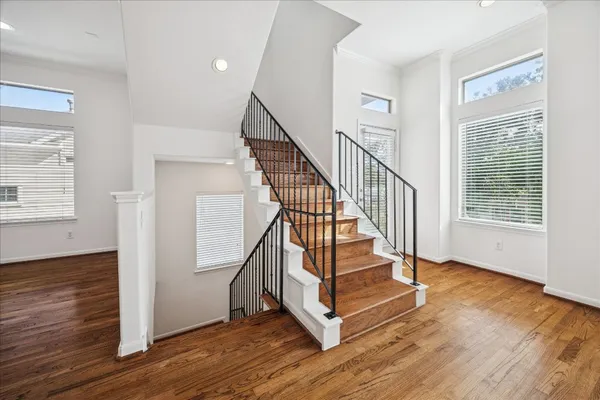 $2,650 | 5210 Petty Street, Unit A, Houston, TX 77007