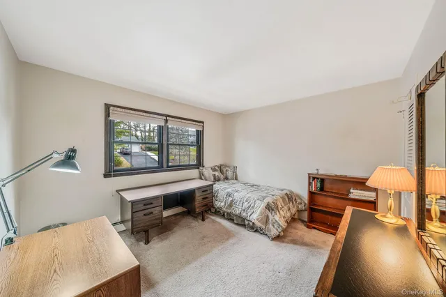 $750,000 | 10 Penelope Drive, East Setauket, NY 11733