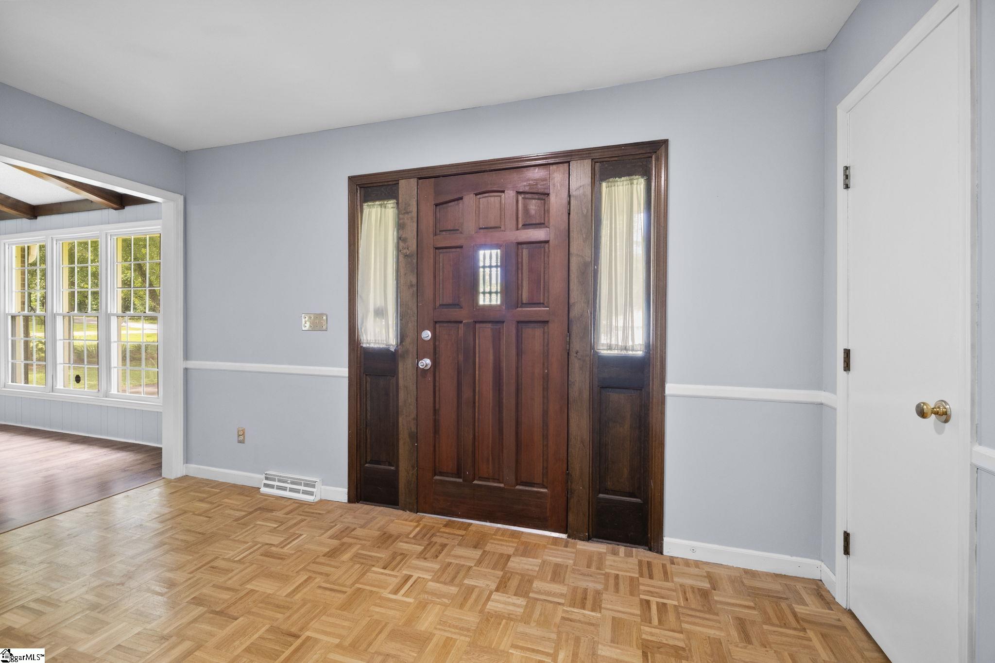 200 Barry Drive Greer, SC 29650 - Photo 2 of 29