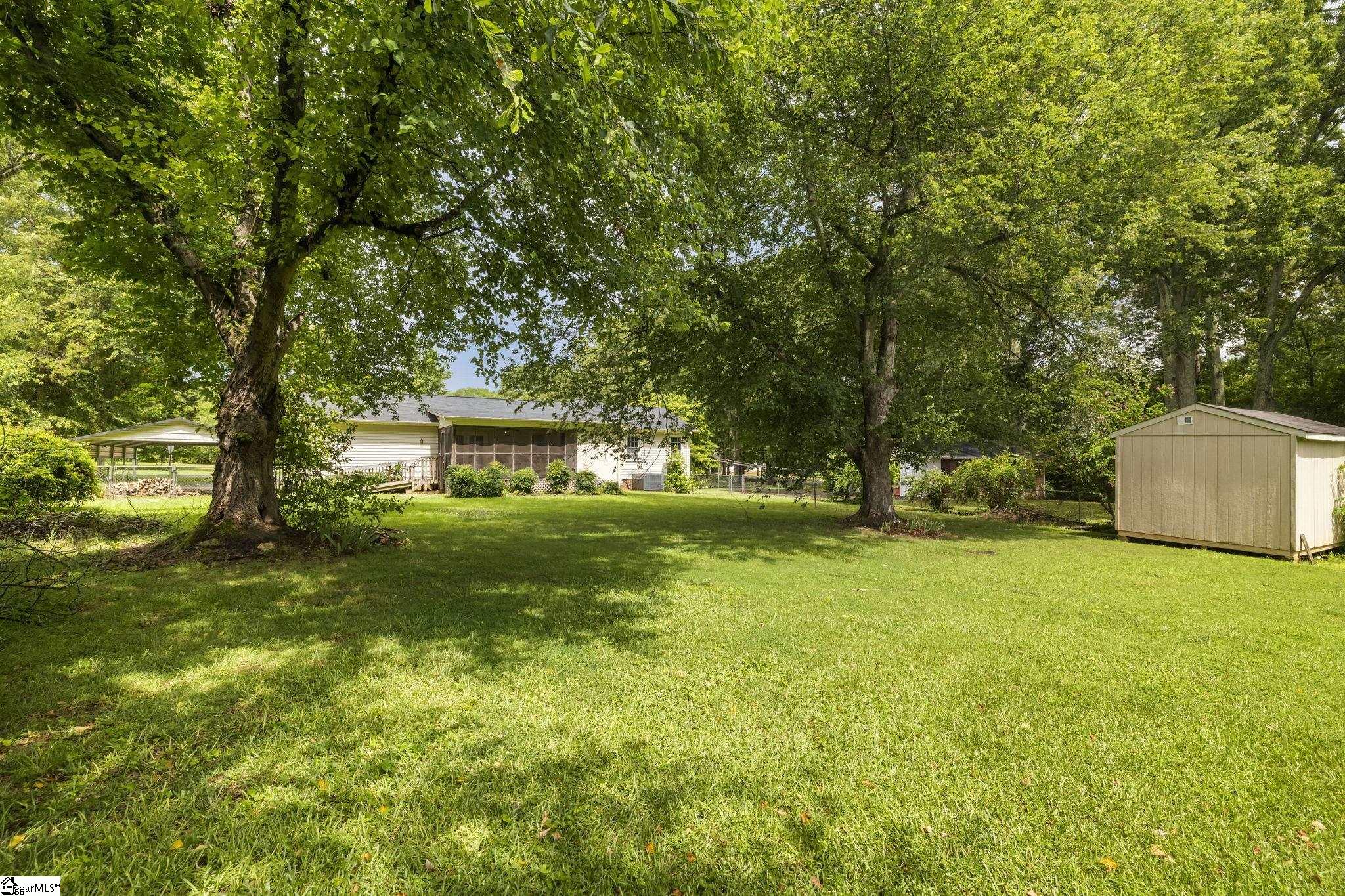 200 Barry Drive Greer, SC 29650 - Photo 26 of 29