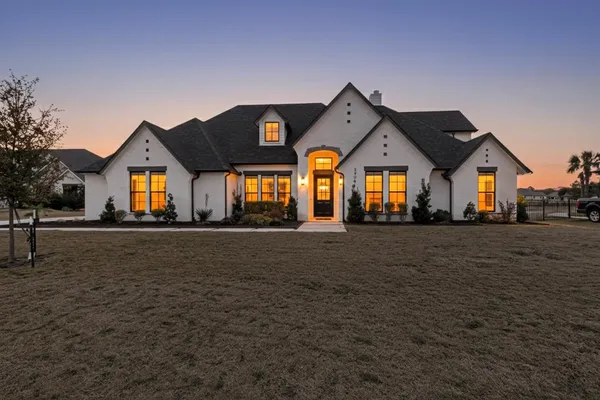 $630,000 | 2904 Terrytown Drive, Ennis, TX 75119