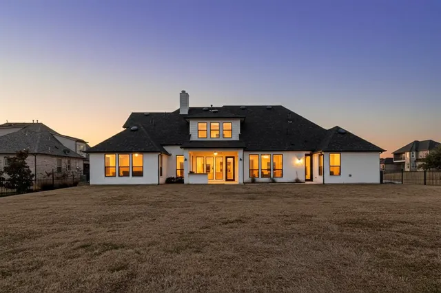 $680,000 | 2904 Terrytown Drive, Ennis, TX 75119