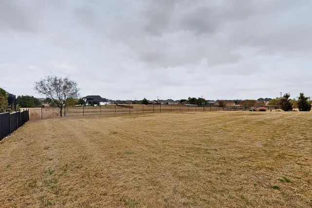 $680,000 | 2904 Terrytown Drive, Ennis, TX 75119