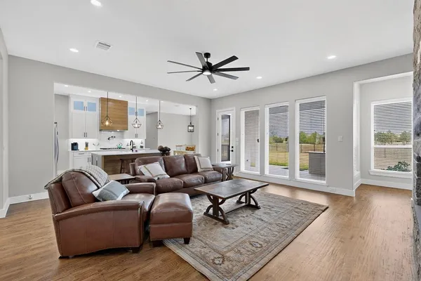 $630,000 | 2904 Terrytown Drive, Ennis, TX 75119