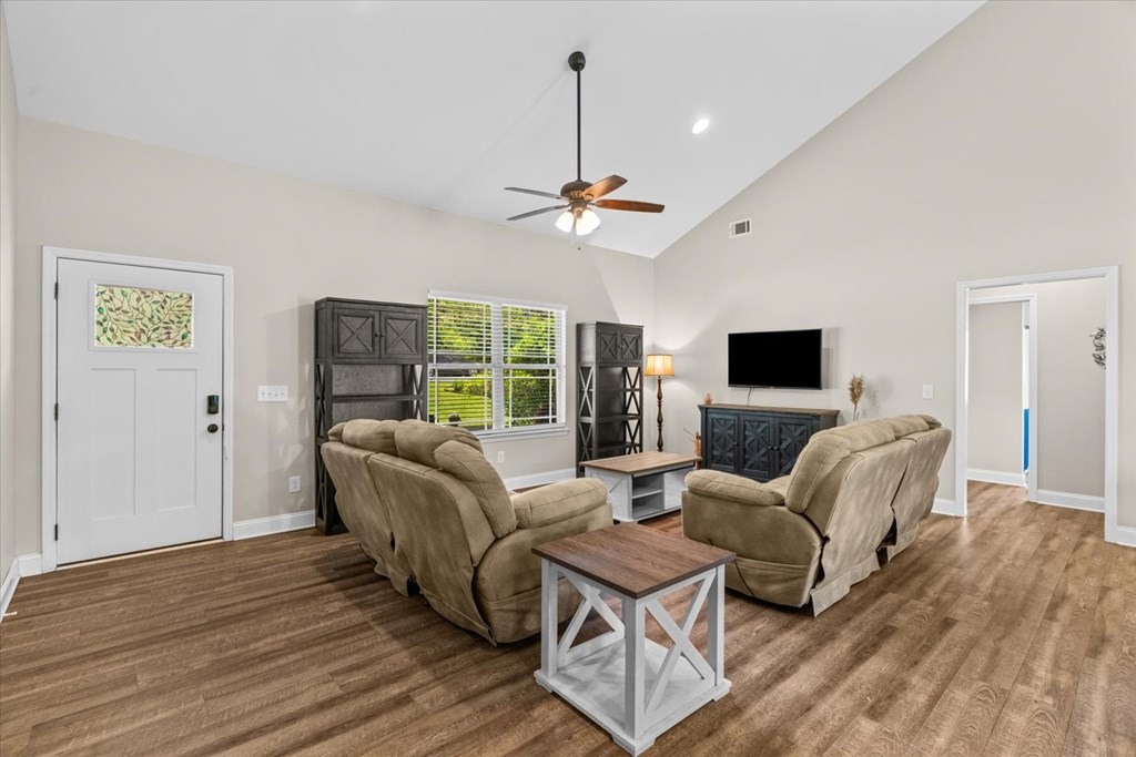 417 Harris Beamer Road Southwest Calhoun, GA 30701 - Photo 9 of 53 Gallery Image 9