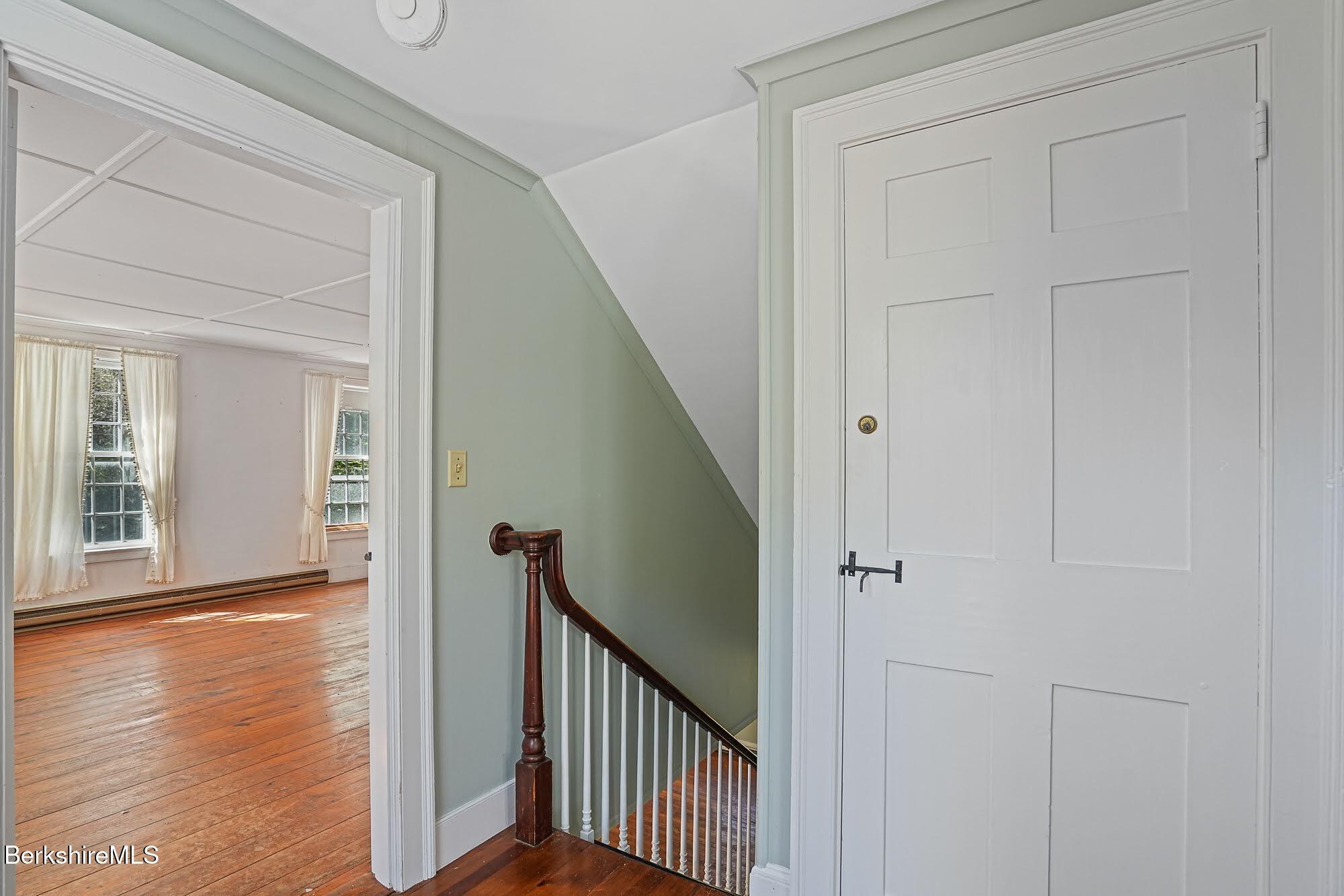 2105 South Undermountain Road Sheffield, MA 01257 - Photo 20 of 35 17B front staircase landing
