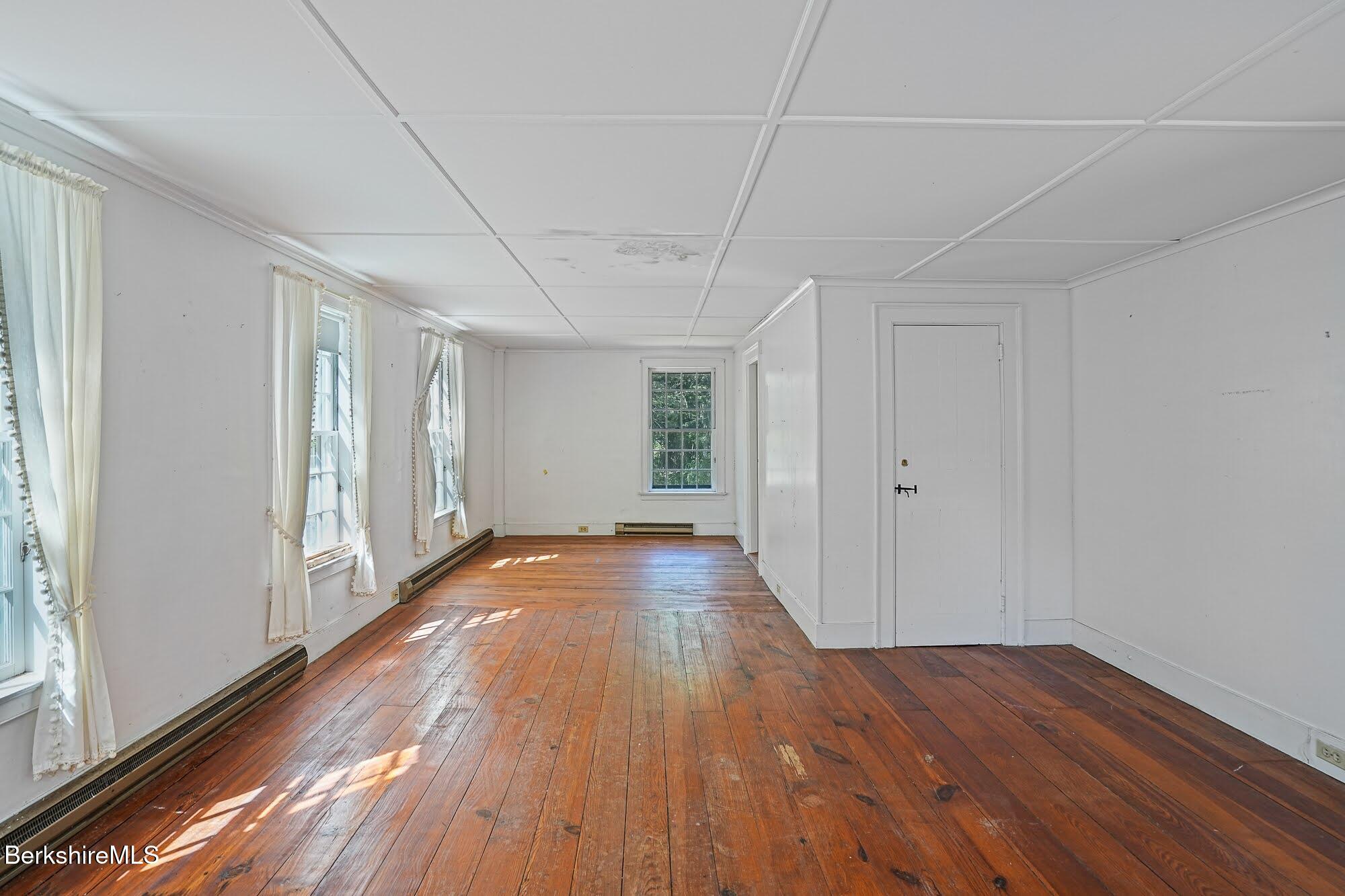 2105 South Undermountain Road Sheffield, MA 01257 - Photo 21 of 35 18 Bedroom 1A