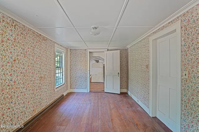 $350,000 | 2105 South Undermountain Road, Sheffield, MA 01257