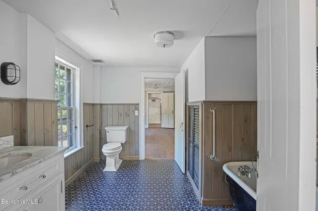 $350,000 | 2105 South Undermountain Road, Sheffield, MA 01257