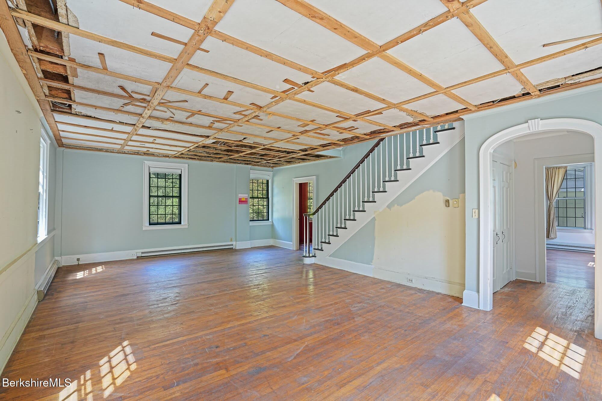 2105 South Undermountain Road Sheffield, MA 01257 - Photo 6 of 35 4 living room 1