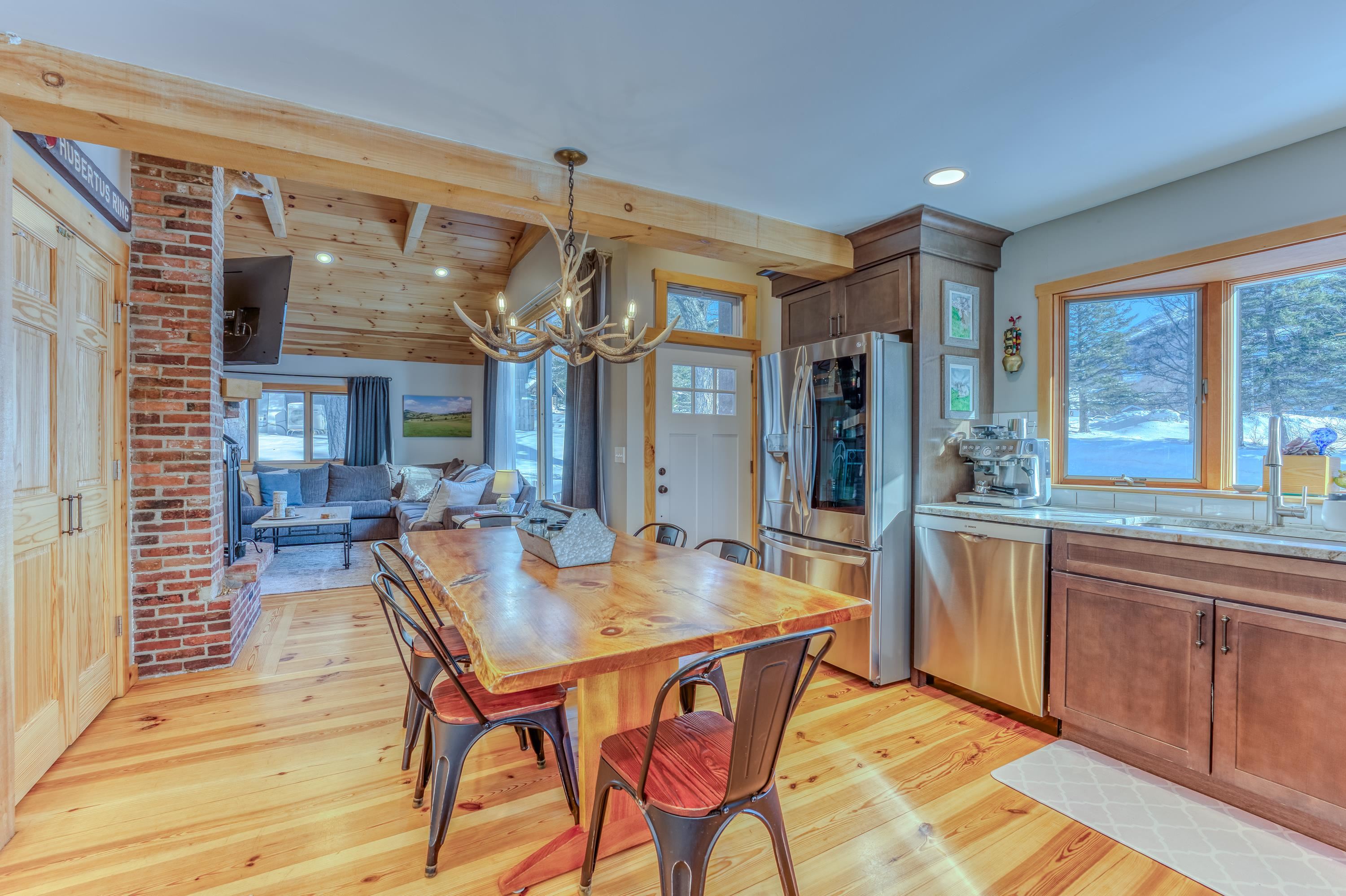 37 Pioneer Road Franconia, NH 03580 - Photo 14 of 58