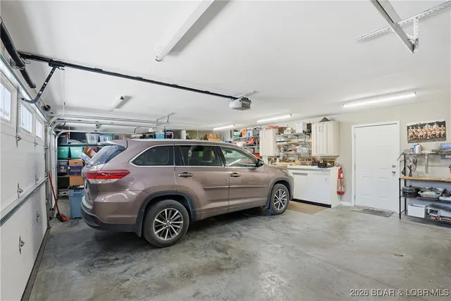 $1,099,900 | 637 Castle Garden Road, Sunrise Beach, MO 65079