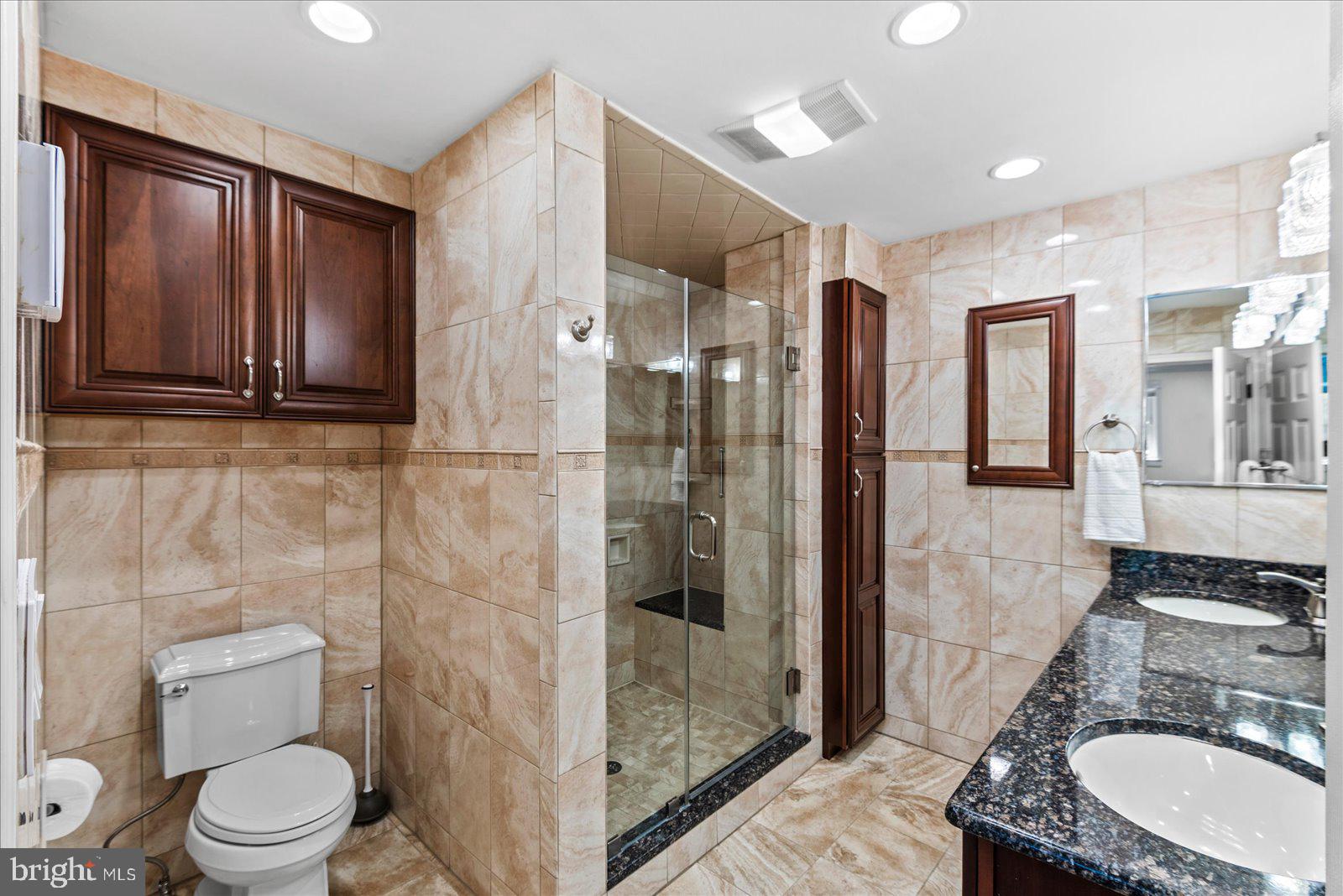 37 Hope Road Stafford, VA 22554 - Photo 21 of 47 Large primary bath