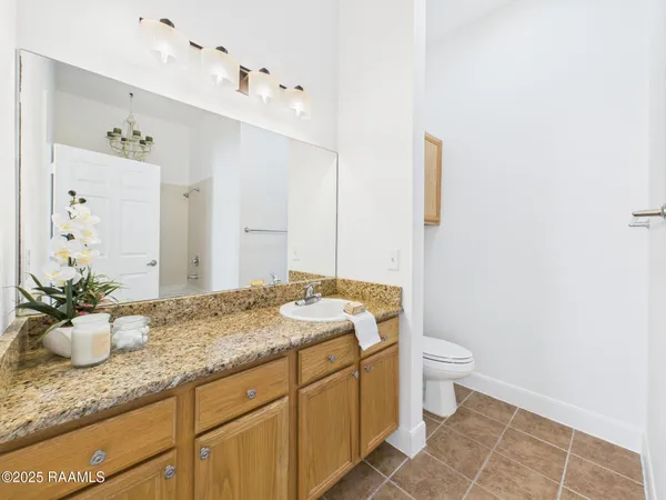 $245,000 | 201 Settlers Trace Boulevard, Unit 3401, Lafayette, LA 70508