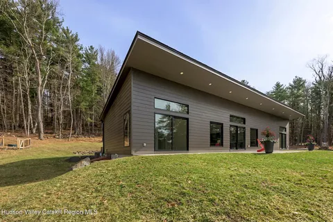 $1,350,000 | 501 Birch Lane, Craryville, NY 12521